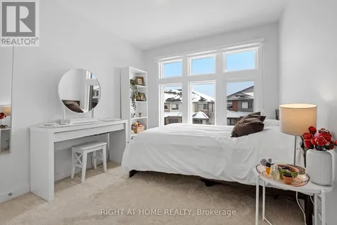 674 Honeydew Street Ottawa ON K1X 0K5