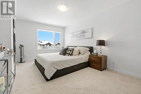 674 Honeydew Street Ottawa ON K1X 0K5