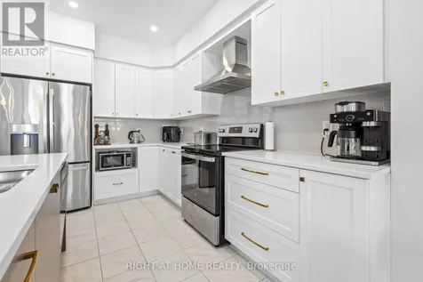 674 Honeydew Street Ottawa ON K1X 0K5