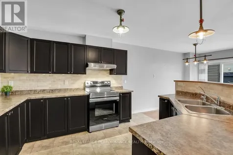 1862 Arrowgrass Way Ottawa ON K4A 0C9