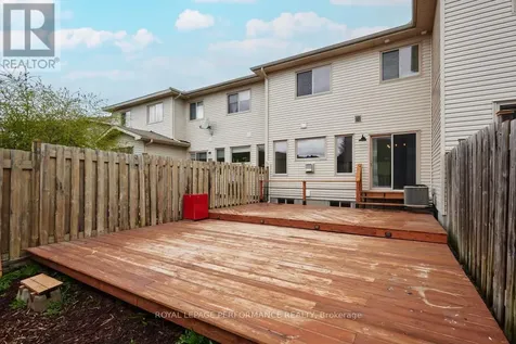 1862 Arrowgrass Way Ottawa ON K4A 0C9