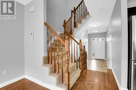 1862 Arrowgrass Way Ottawa ON K4A 0C9