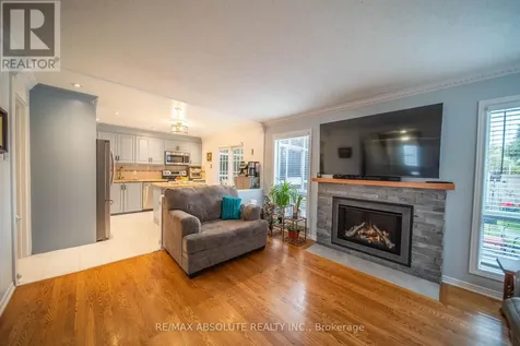 698 Thicket Way Ottawa ON K4A 3B4