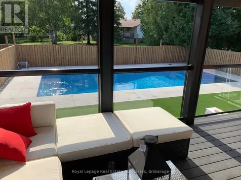 118 Parkview Drive Orangeville ON L9W 3J2