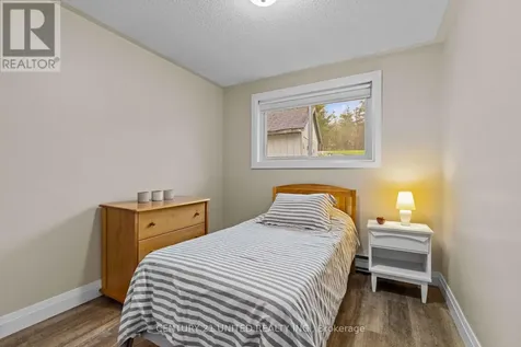 385 Kents Bay Road Otonabee-south Monaghan ON K9J 6X8