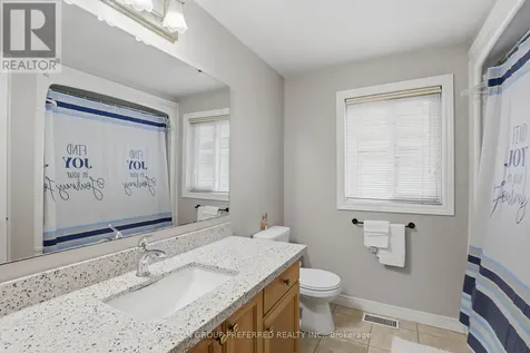 187 Hollyridge Crescent Kitchener ON N2N 3N4