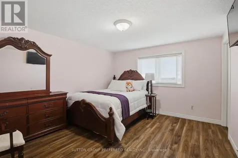 187 Hollyridge Crescent Kitchener ON N2N 3N4