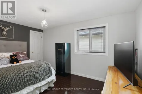 187 Hollyridge Crescent Kitchener ON N2N 3N4