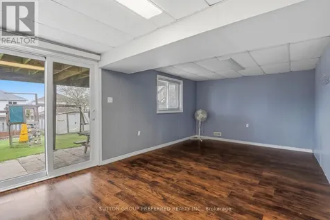 187 Hollyridge Crescent Kitchener ON N2N 3N4