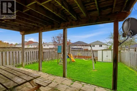 187 Hollyridge Crescent Kitchener ON N2N 3N4