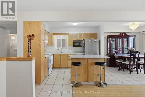 187 Hollyridge Crescent Kitchener ON N2N 3N4