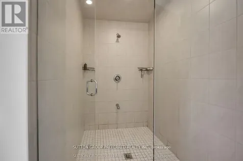 59 Spachman Street Kitchener ON N2R 1R7