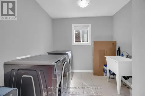 59 Spachman Street Kitchener ON N2R 1R7