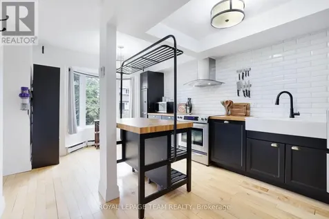 216 Steenbakkers Private Ottawa ON K1T 3E2