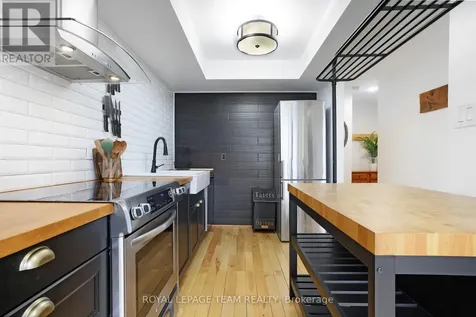 216 Steenbakkers Private Ottawa ON K1T 3E2