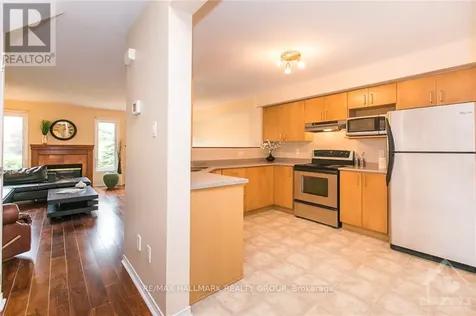 124 Tall Oak Private Ottawa ON K1G 6T6