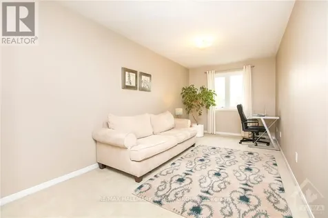 124 Tall Oak Private Ottawa ON K1G 6T6