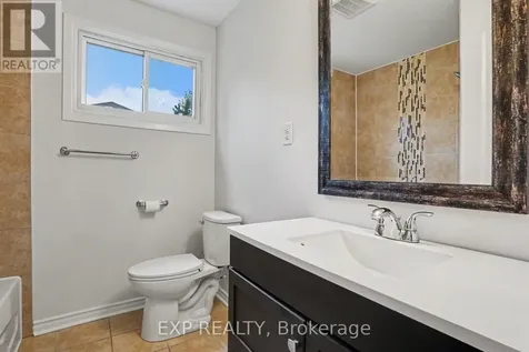 885 Pinewood Crescent Ottawa ON K2B 5Y3
