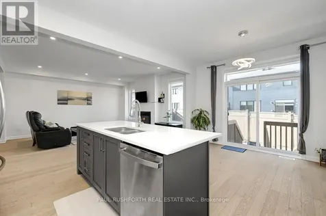 630 Hamsa Street Ottawa ON K2J 6M2