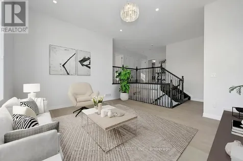 630 Hamsa Street Ottawa ON K2J 6M2