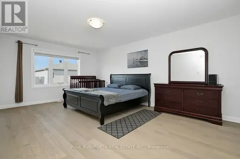 630 Hamsa Street Ottawa ON K2J 6M2