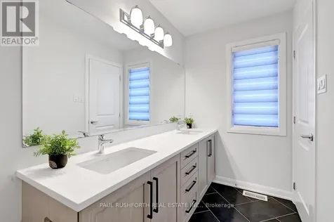 630 Hamsa Street Ottawa ON K2J 6M2