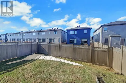 630 Hamsa Street Ottawa ON K2J 6M2
