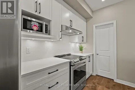309 Cosanti Drive Ottawa ON K2S 2L1