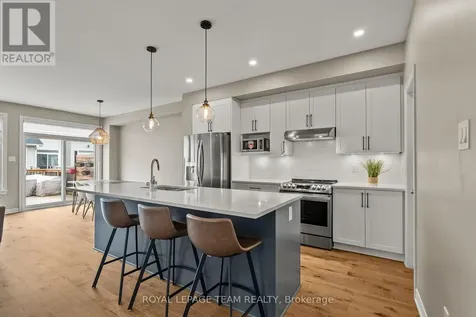 309 Cosanti Drive Ottawa ON K2S 2L1