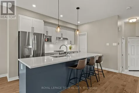 309 Cosanti Drive Ottawa ON K2S 2L1