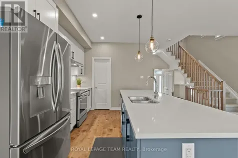 309 Cosanti Drive Ottawa ON K2S 2L1