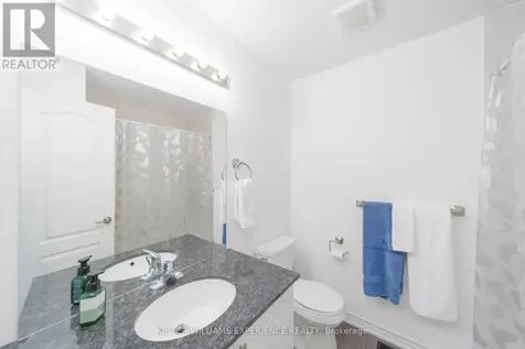 52 Mabern Street Barrie ON L9J 0J2