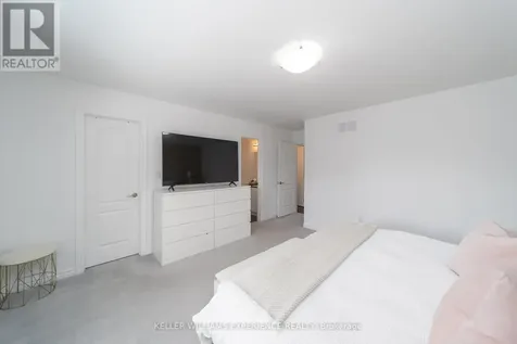 52 Mabern Street Barrie ON L9J 0J2