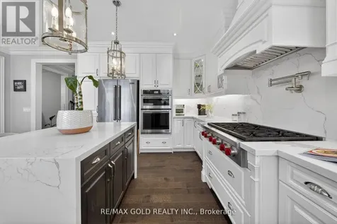 31 Fieldstone Lane Avenue Caledon ON L7C 1C4