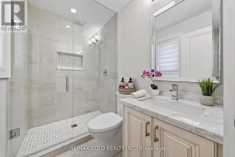 31 Fieldstone Lane Avenue Caledon ON L7C 1C4