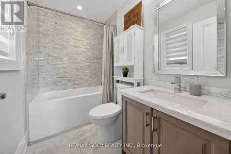 31 Fieldstone Lane Avenue Caledon ON L7C 1C4