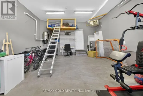31 Fieldstone Lane Avenue Caledon ON L7C 1C4