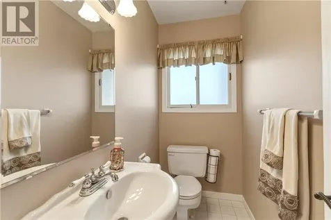 718 Auger Avenue Sudbury ON P3A 4T2