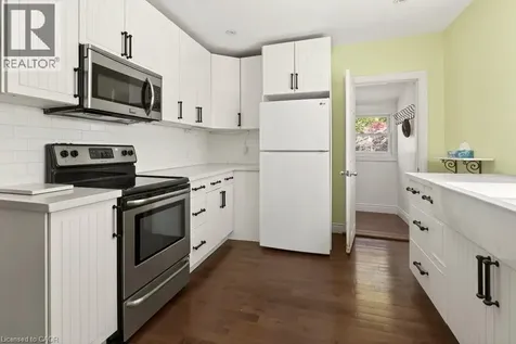 235 Melville Street Dundas ON L9H 2B3