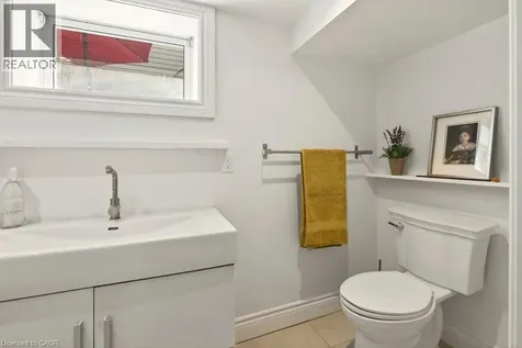 235 Melville Street Dundas ON L9H 2B3