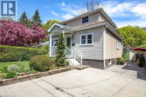 235 Melville Street Dundas ON L9H 2B3