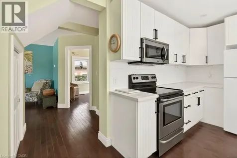 235 Melville Street Dundas ON L9H 2B3