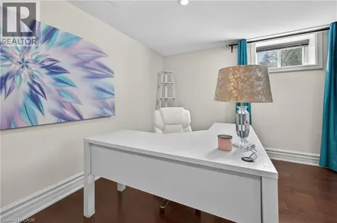 632 Ellengale Road Burlington ON L7T 3N8