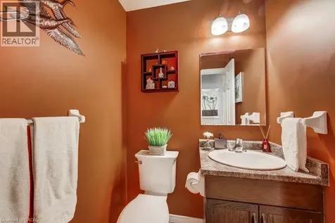 28 Walker Way Guelph ON N1L 1T7
