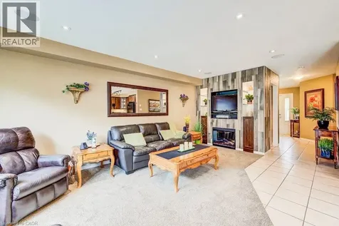 28 Walker Way Guelph ON N1L 1T7