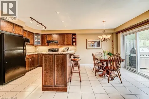 28 Walker Way Guelph ON N1L 1T7