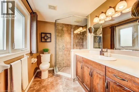 28 Walker Way Guelph ON N1L 1T7