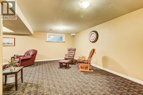 28 Walker Way Guelph ON N1L 1T7