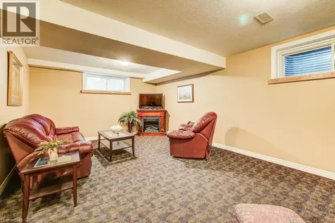 28 Walker Way Guelph ON N1L 1T7