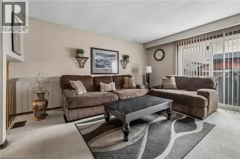 21 Lionshead Brampton ON L6S 3X2